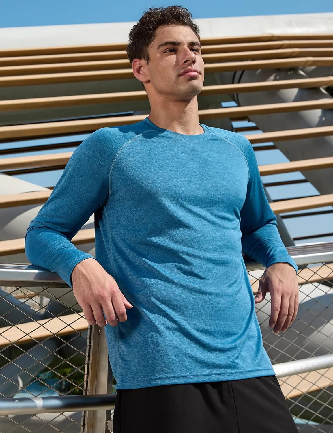 Men's Active Casual Long Sleeve Shirts Lightweight Dry Fit Workout Running Athletic Comfortable T-Shirts